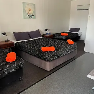 Motel Outback, Winton