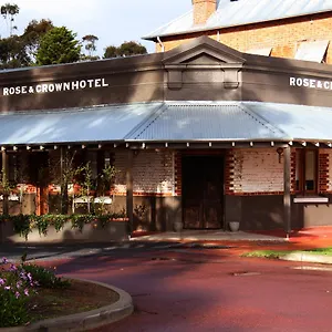Rose & Crown 3* Perth